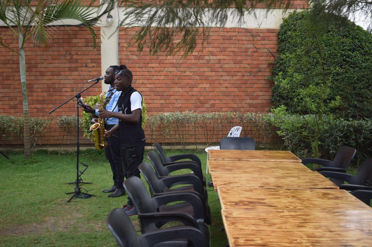Acacia Hotel Mbarara Nyamitanga Exterior foto